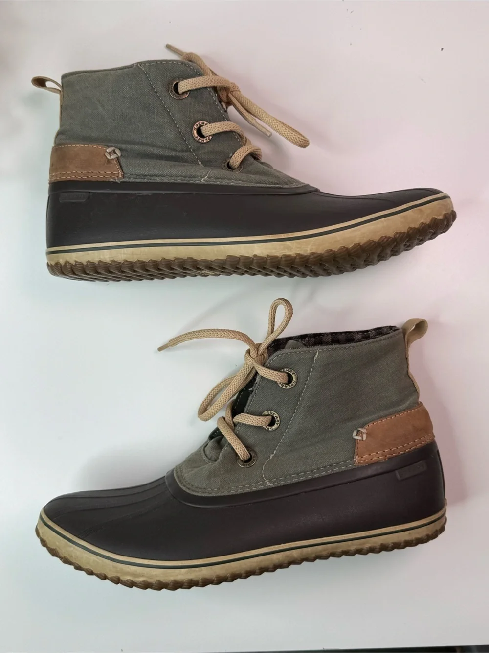 Sperry Top-Sider Schooner 3-Eye Duck Boot Women's Size 11M Rubber Wool Plaid